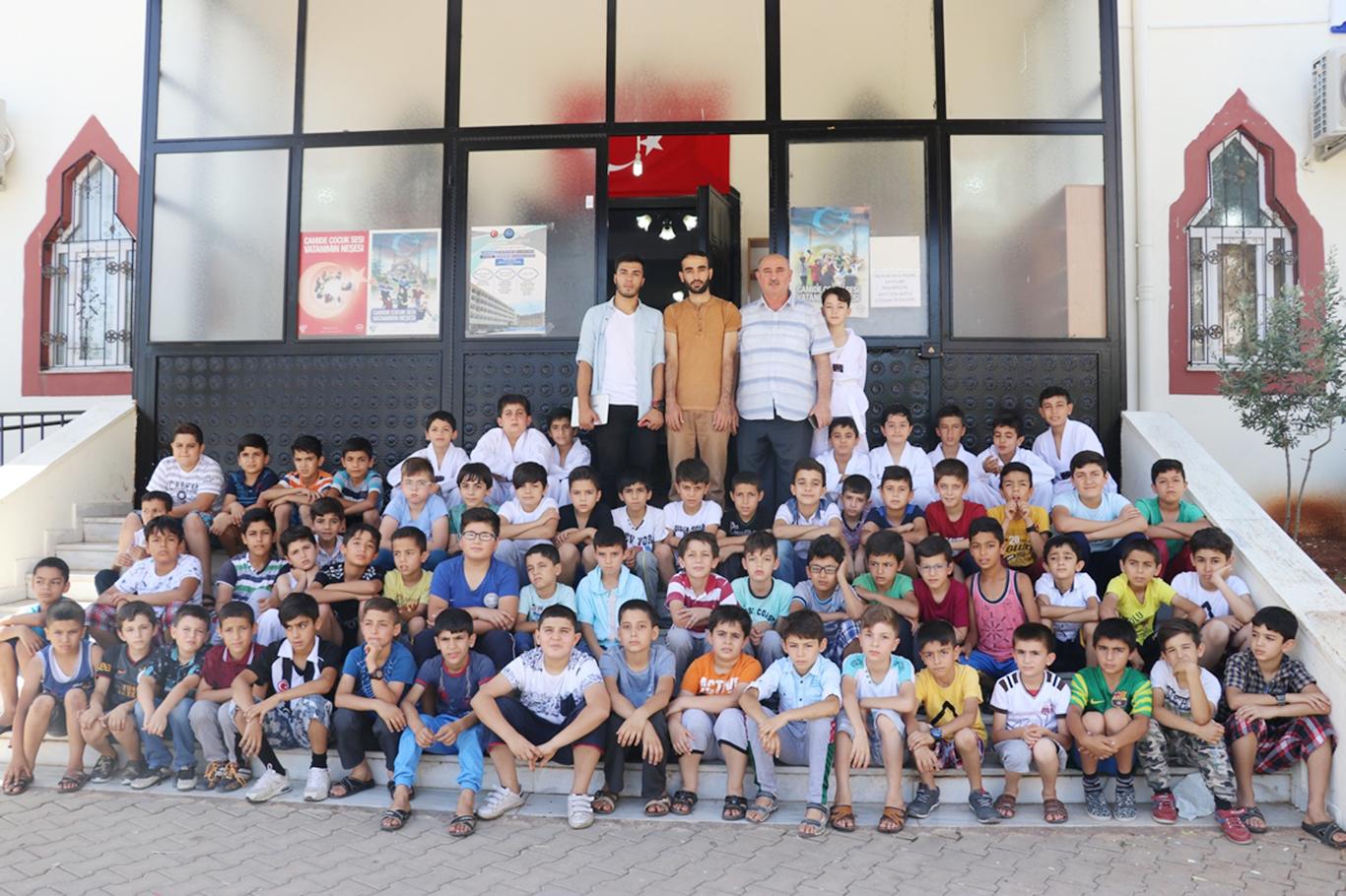 Kur'an öğrencilerinden gençlik merkezine büyük ilgi